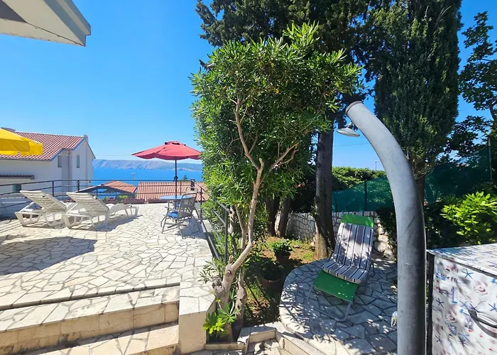 Mit Terrasse- Grill- Parkplatz By Interhome شقة